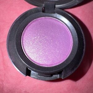 NEW M.A.C. Cosmetics Makeup Eyeshadow - Crème de Violet (Purple) - Pls. Read